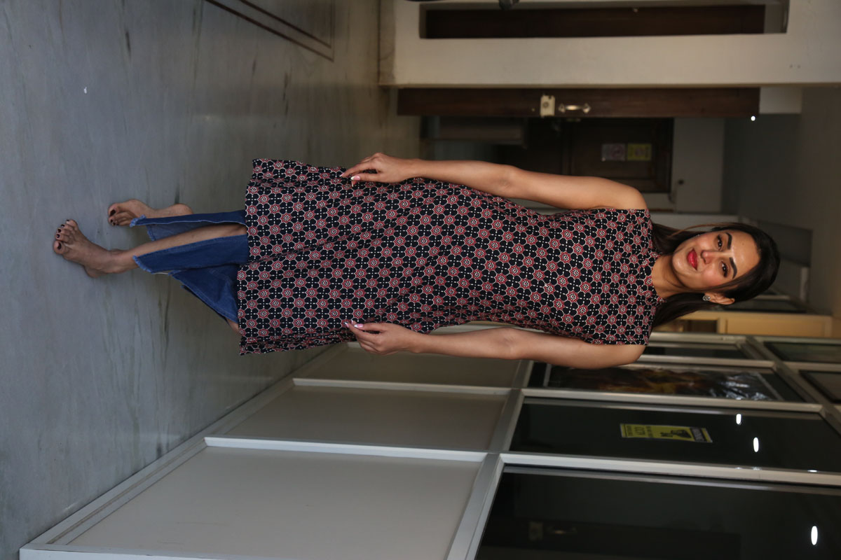 Archana Iyer effortlessly chic and barefoot stylish