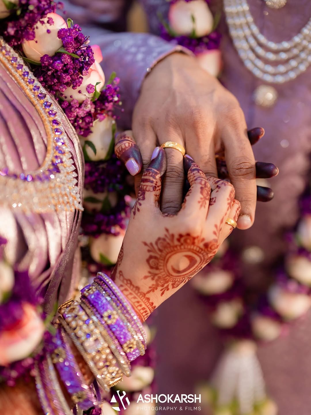 Bigg Boss Julie Engagement Photos Go Viral – Fans Congratulate Her