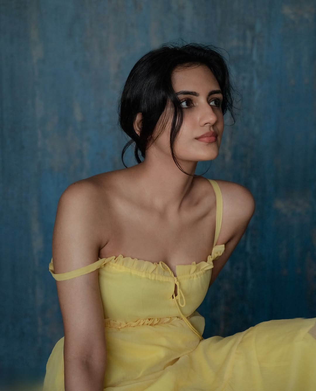 Nivaashiyni Krishnan photos