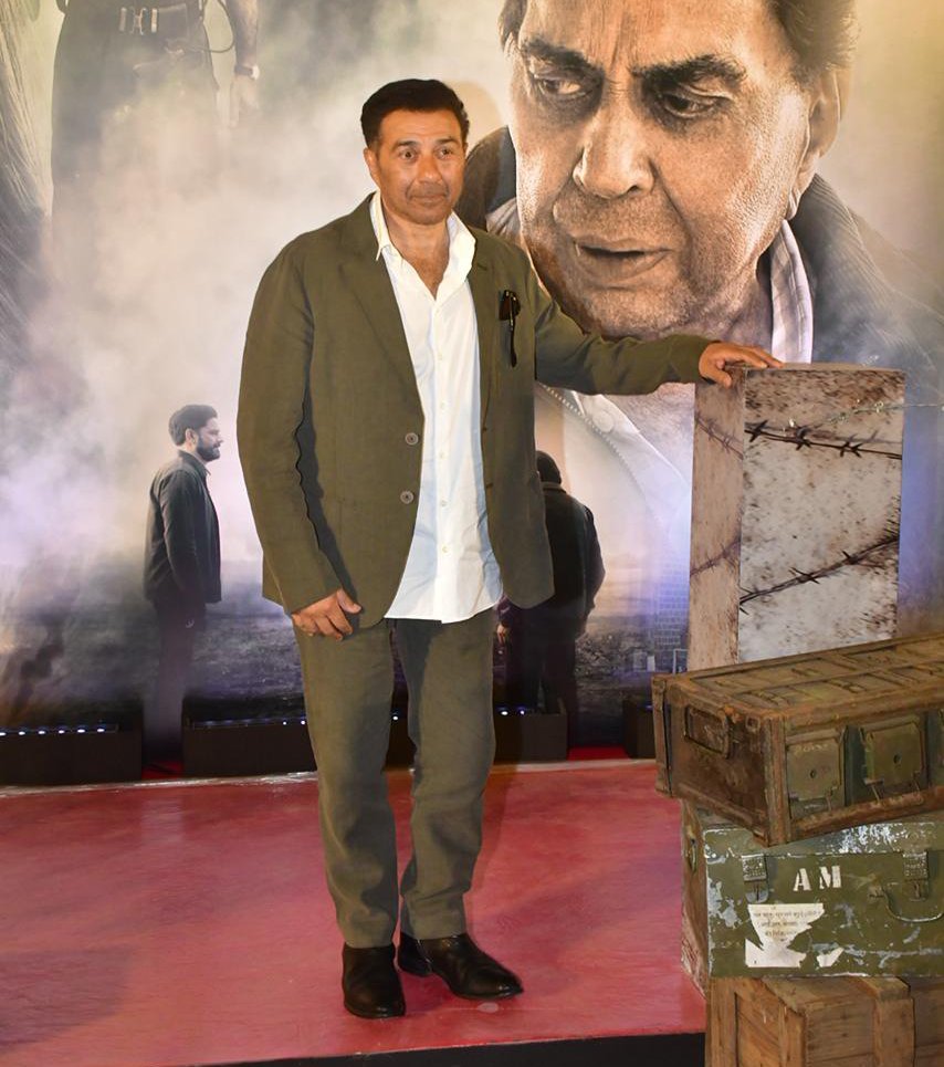 Sunny Deol at Ikkis screening event