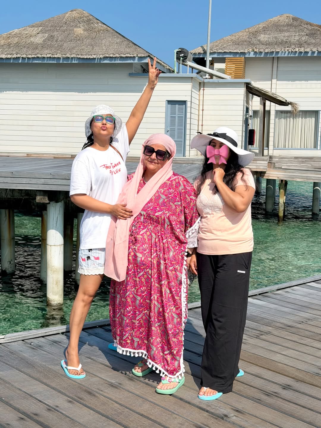 Hina Khan Maldives tour photos