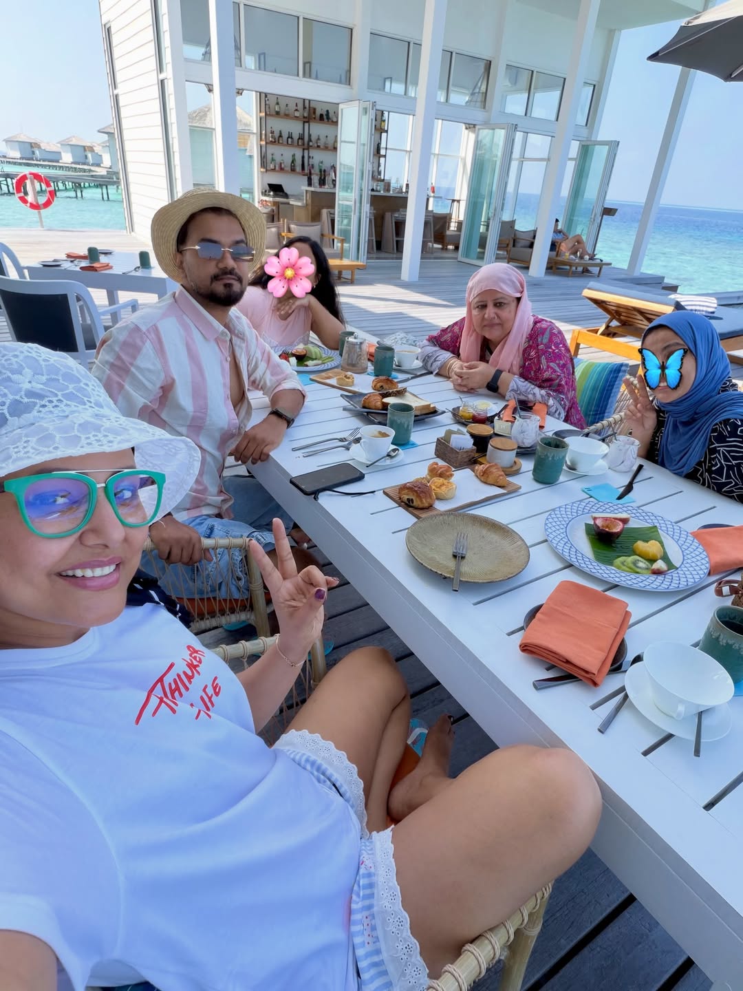 Hina Khan Maldives tour photos