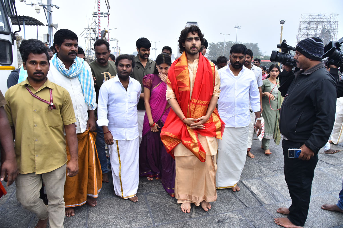 Champion movie team at Tirumala temple