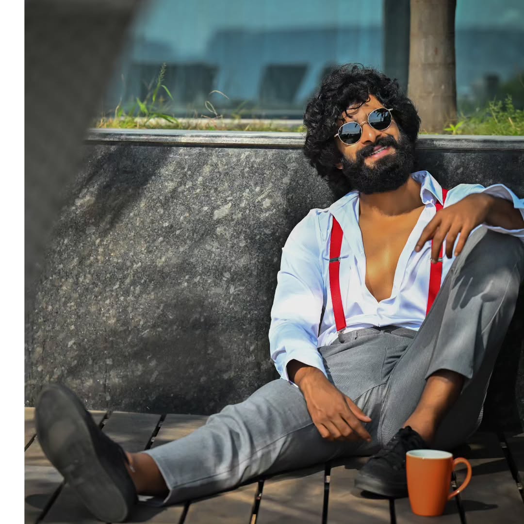 Experimentation, Risk, and Creative Choices