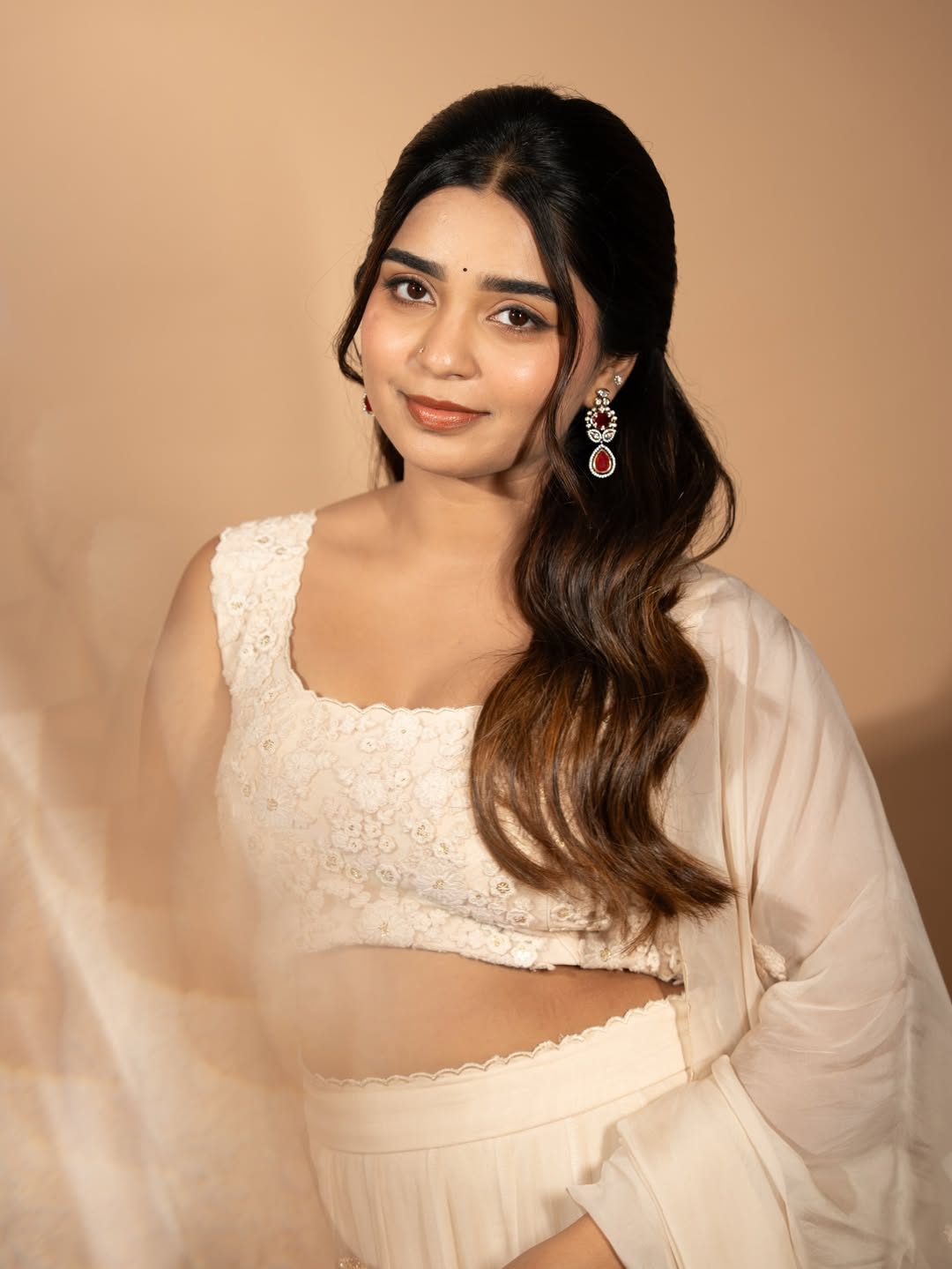 Gouri G Kishan dazzling with elegant playful charm