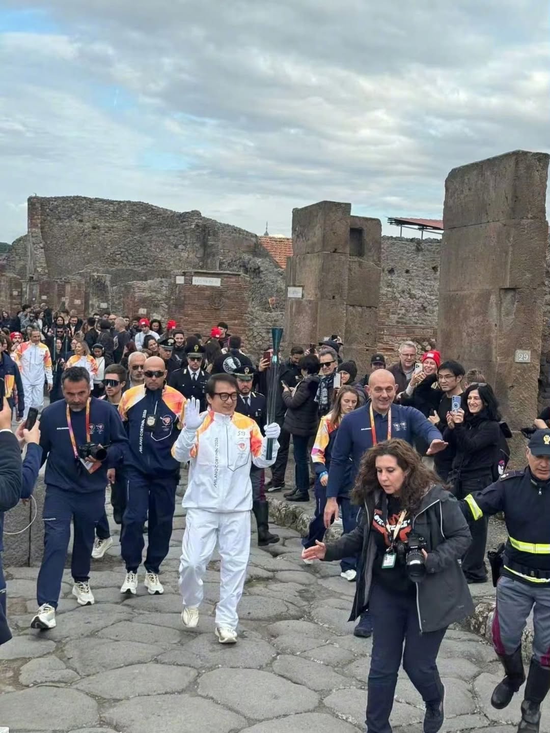 Jackie Chan Olympic Torch Photos