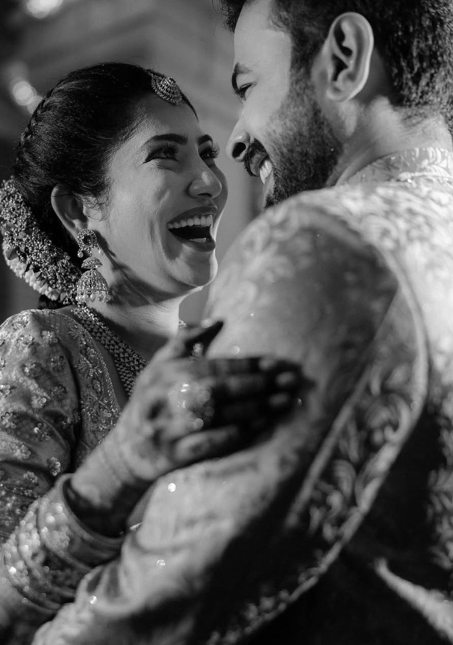 Julie Introduces Her Future Husband Mohamed Ikreem with Latest Engagement Pics Goes Viral