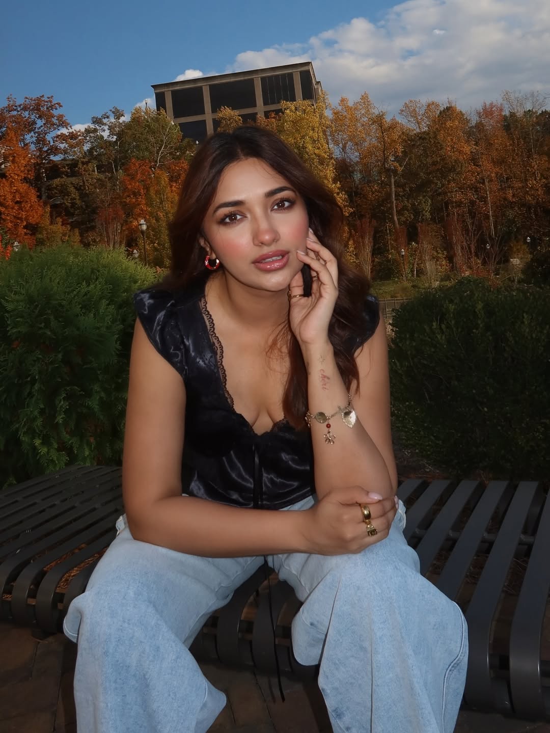 One Caption That Ended the Noise