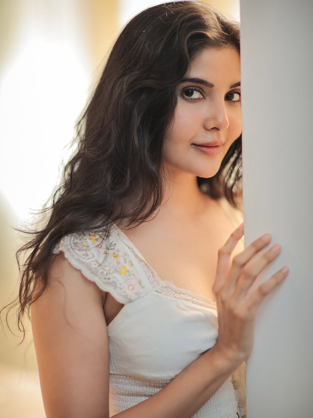 Madhuri Jain elegant charm with playful confidence