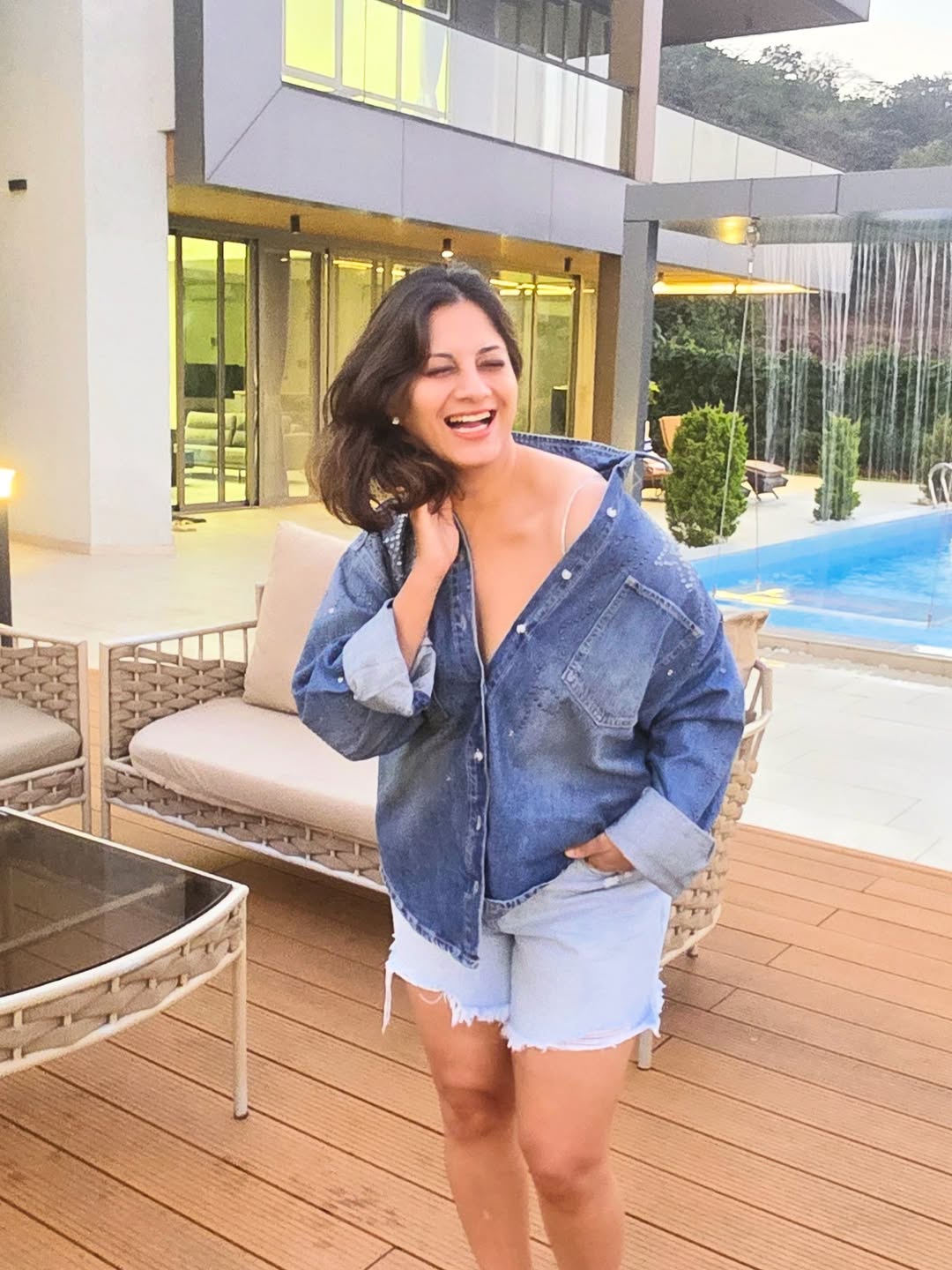 Sindhu Tolani Maldive photos