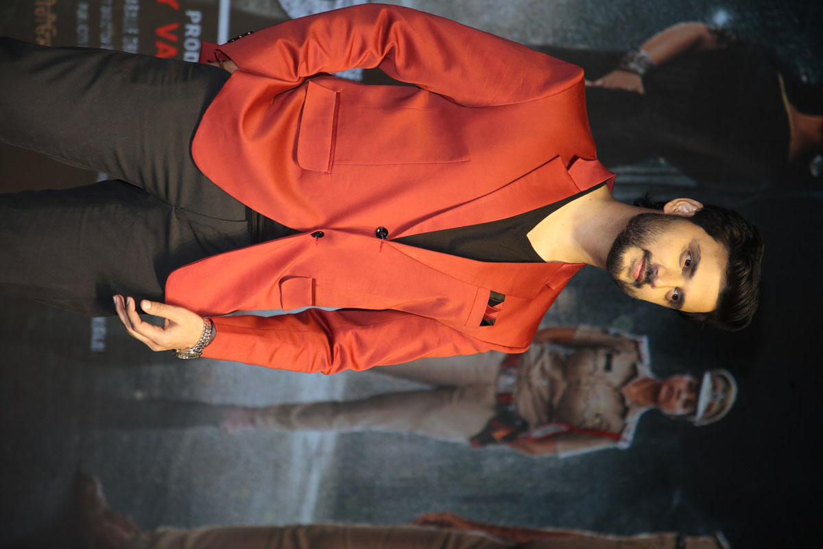 Rohit Sahni solo pose at pre release event