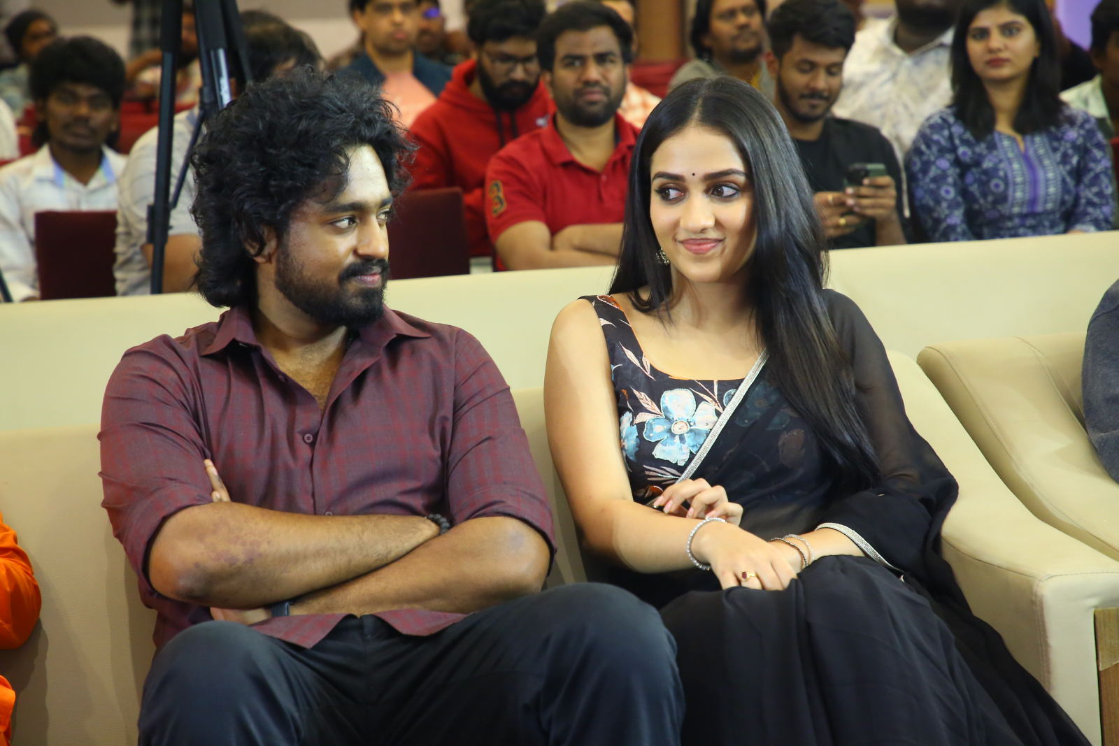 Roshan Kanakala Sakkshi Mhadolkar seated together