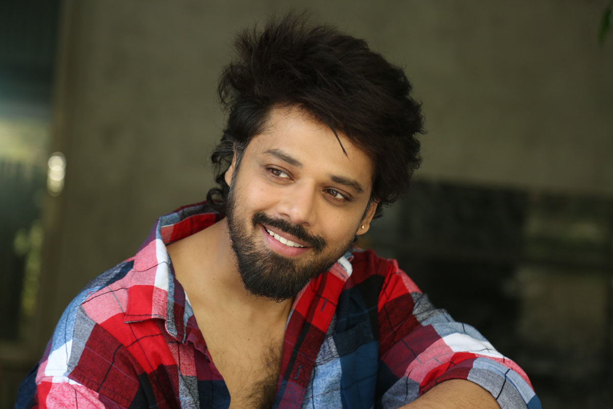 Nandu flaunts confident charm in casual plaid look