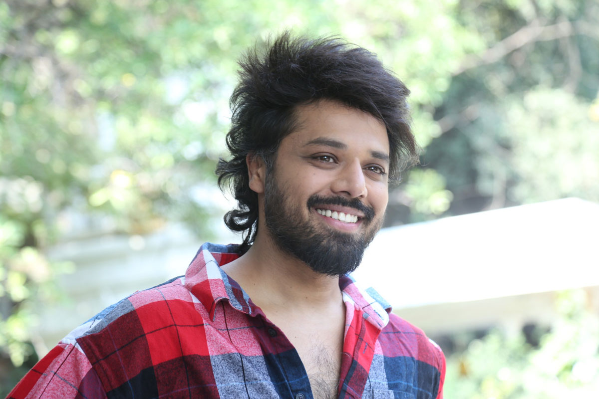 Nandu rocks flannel style with effortless attitude