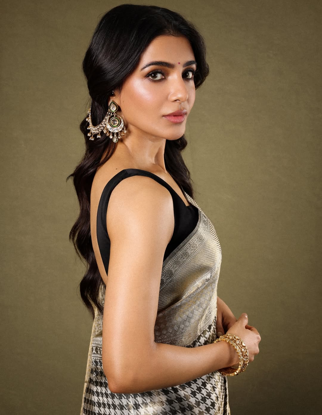 Newly Married Samantha Recent Photos Attracts Fans On Social