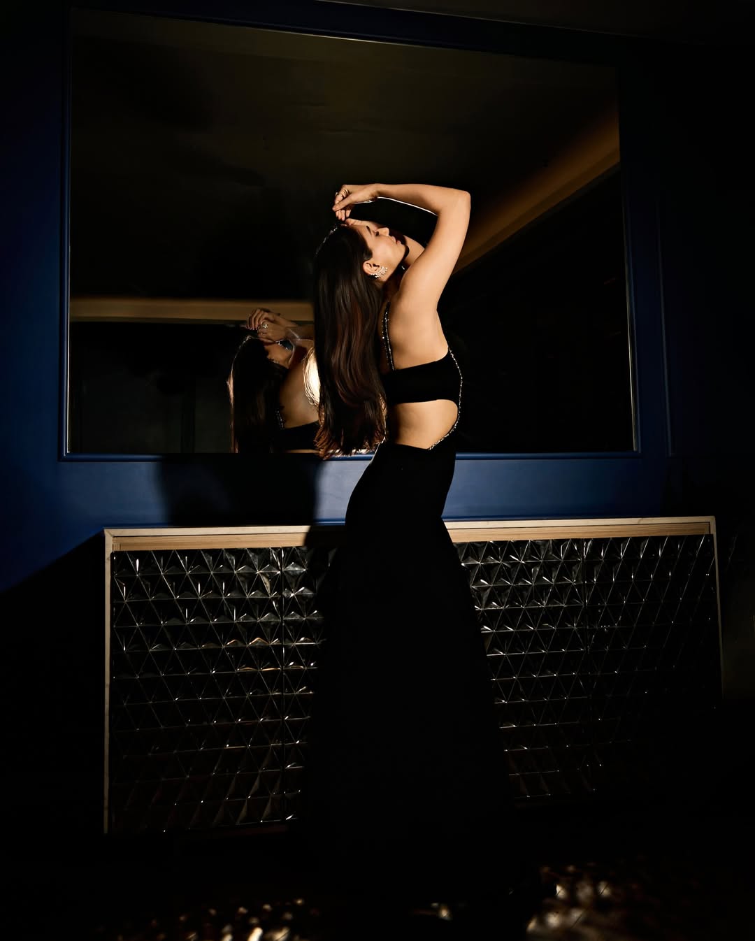 Nikita Dutta blending elegance and edgy black style