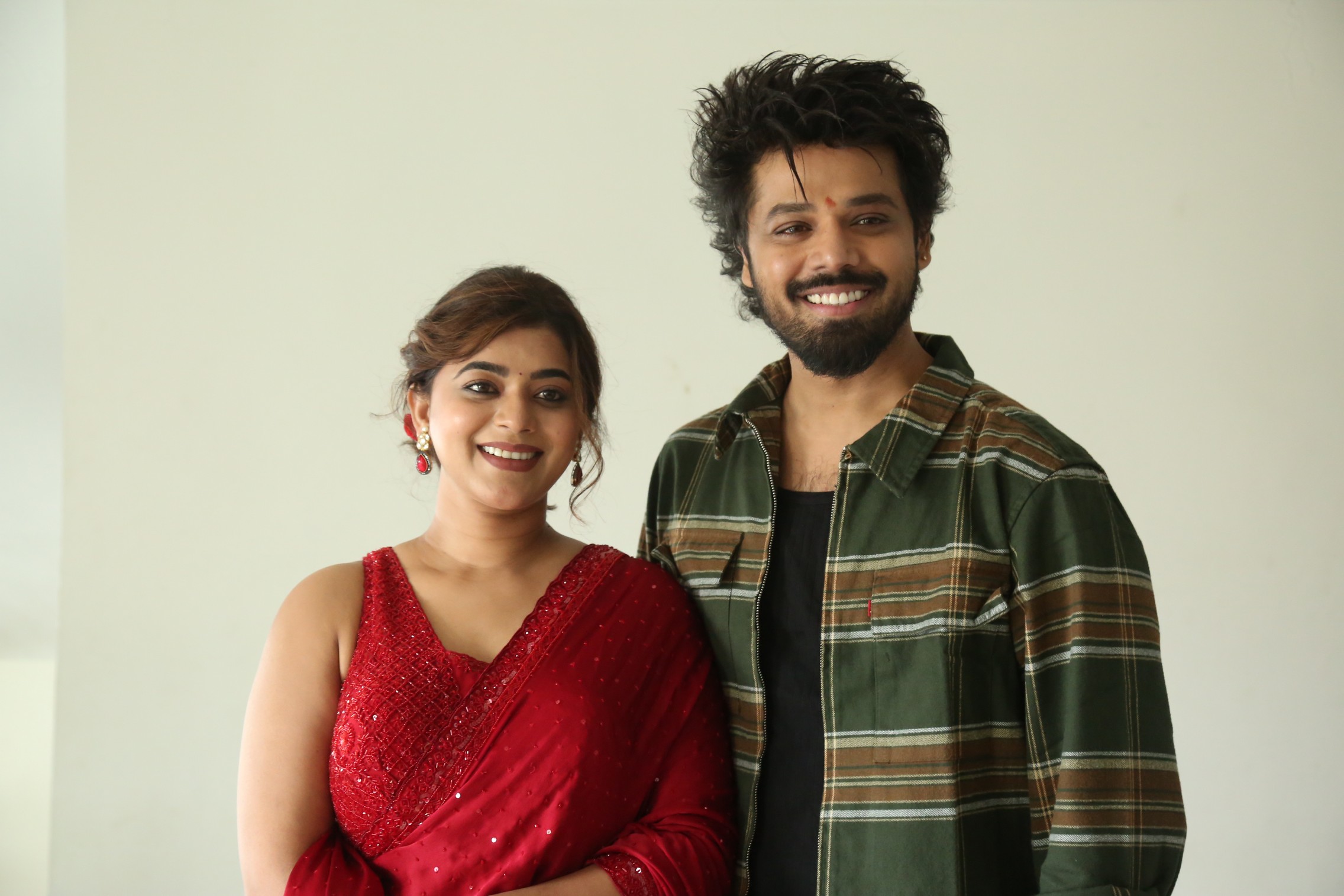 Yaamini Bhaskar Shree Nandu posing together