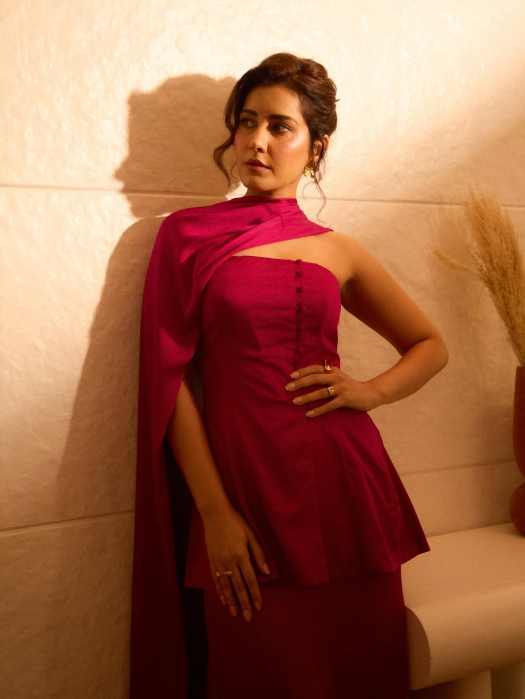 Raashii Khanna turning heads in striking red style