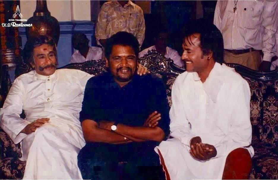 Rajinikanth at the shooting spot of the film Padayappa, here are Rare Photos