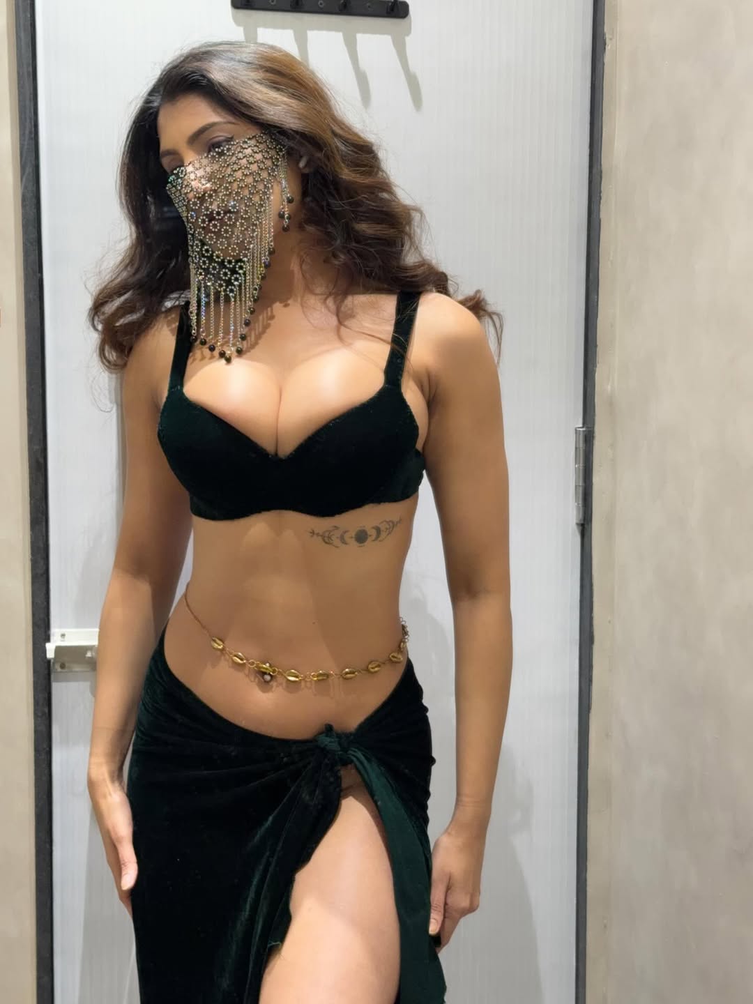 Statement Styling That Speaks Volumes