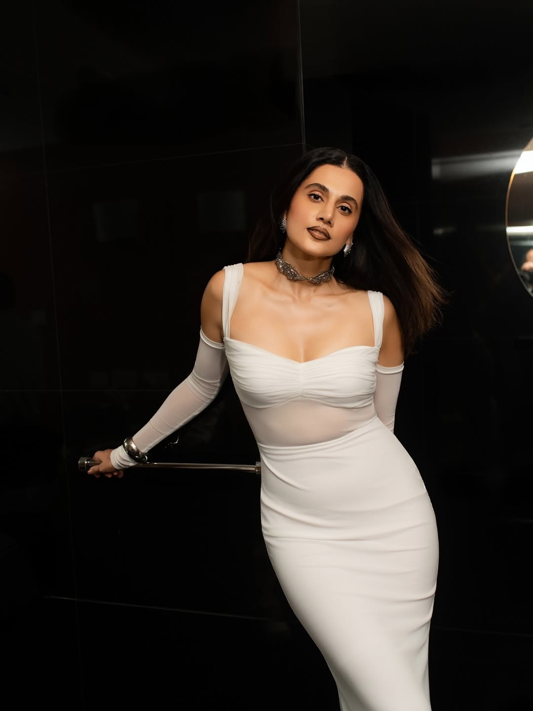 Taapsee Pannu serving bold elegance in white