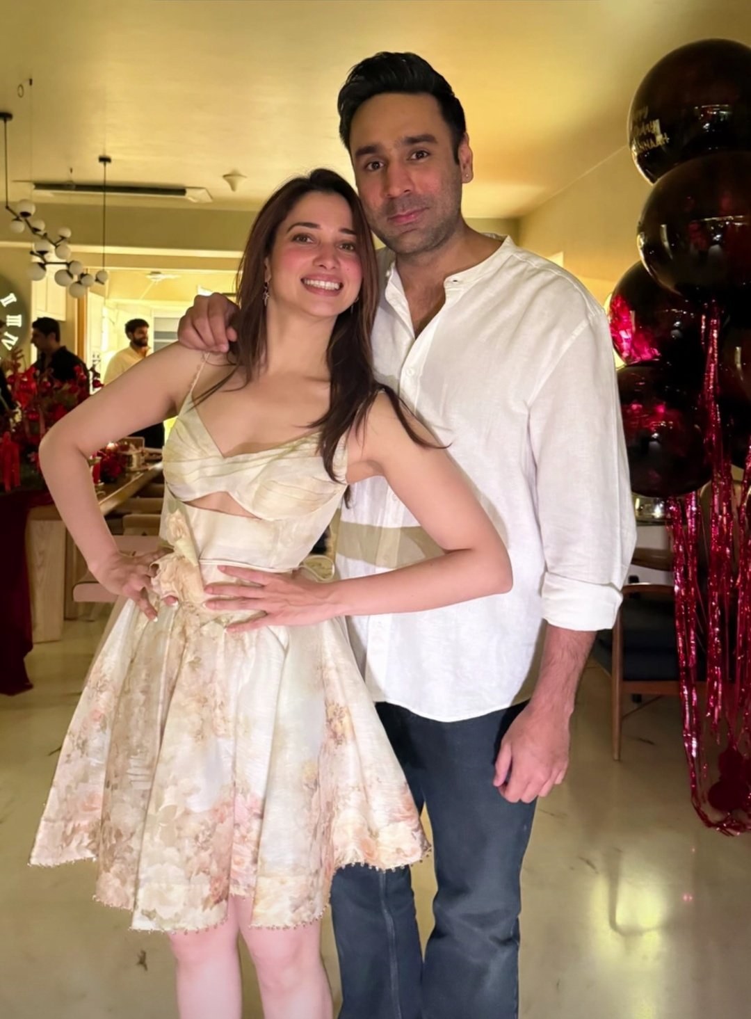Tamannaah Bhatia Celebrates Her 36th Birthday; Kollywood and Bollywood Celebrities Join the Celebration