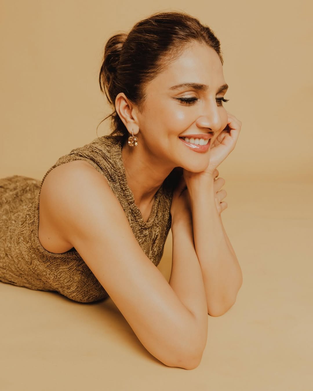 Vaani Kapoor glowing with chic effortless elegance