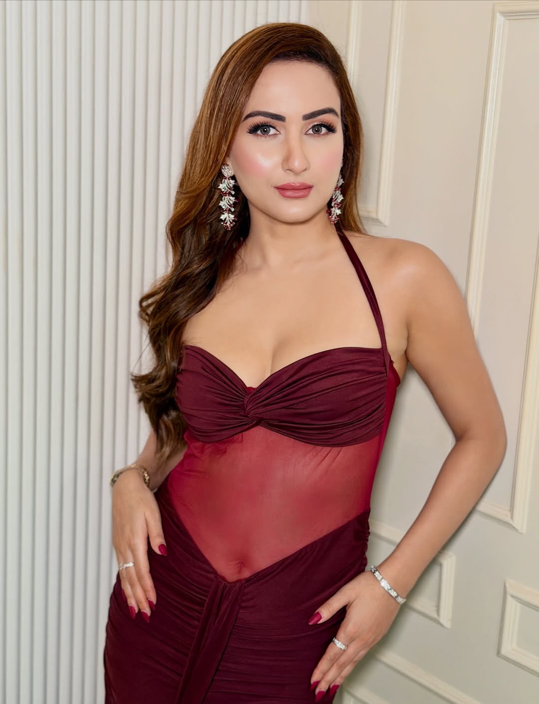 Zaara Yesmin stuns in maroon gown with confidence