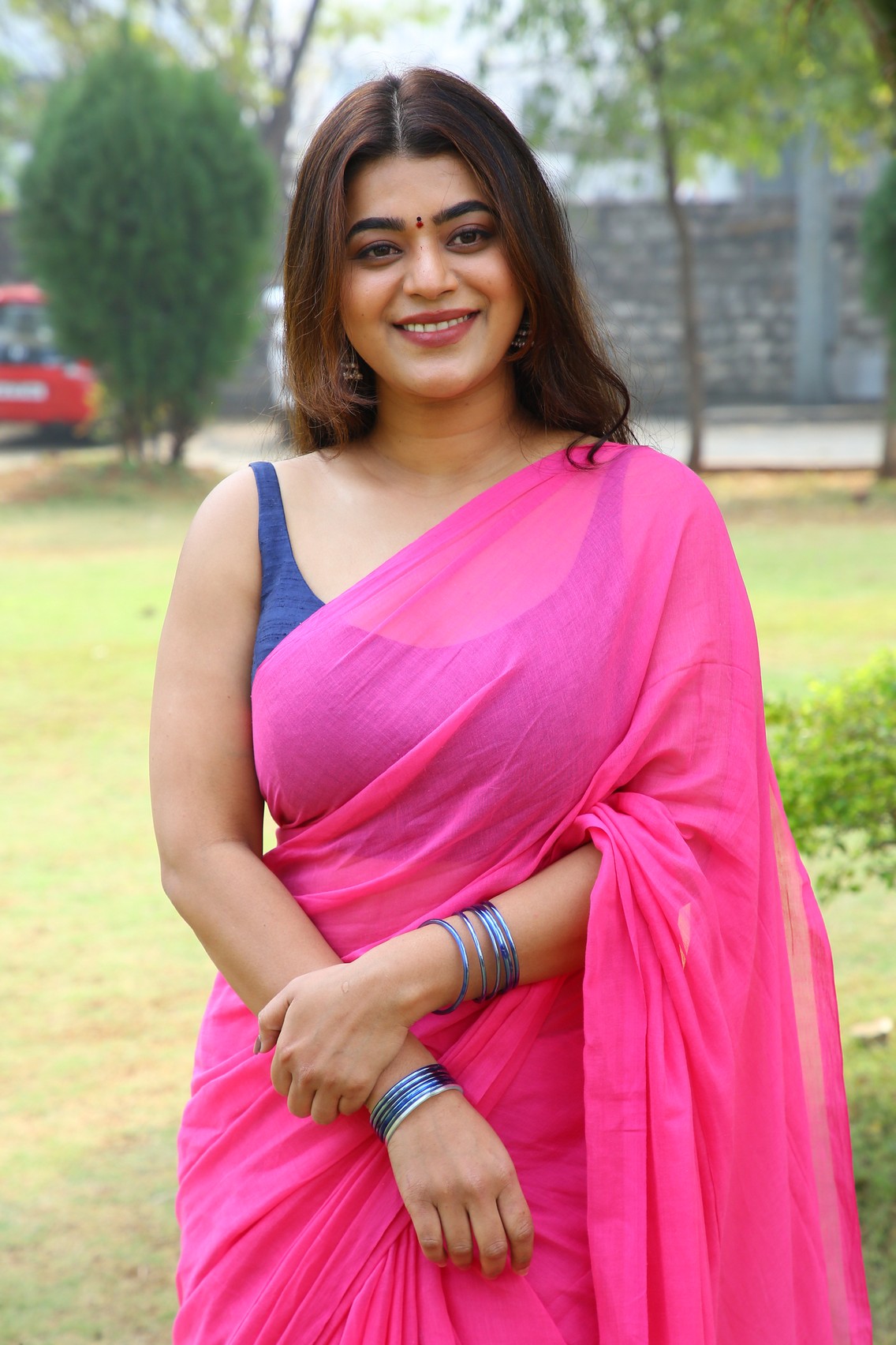 Yamini Bhaskar turning heads in stylish pink saree