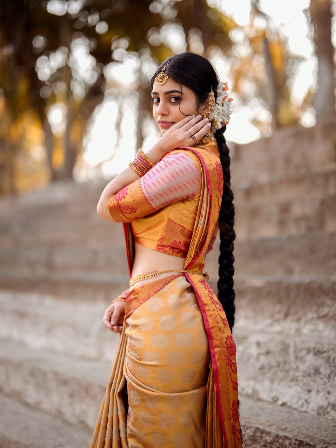 Bandhavi Sridhar flaunts classic style with modern charm