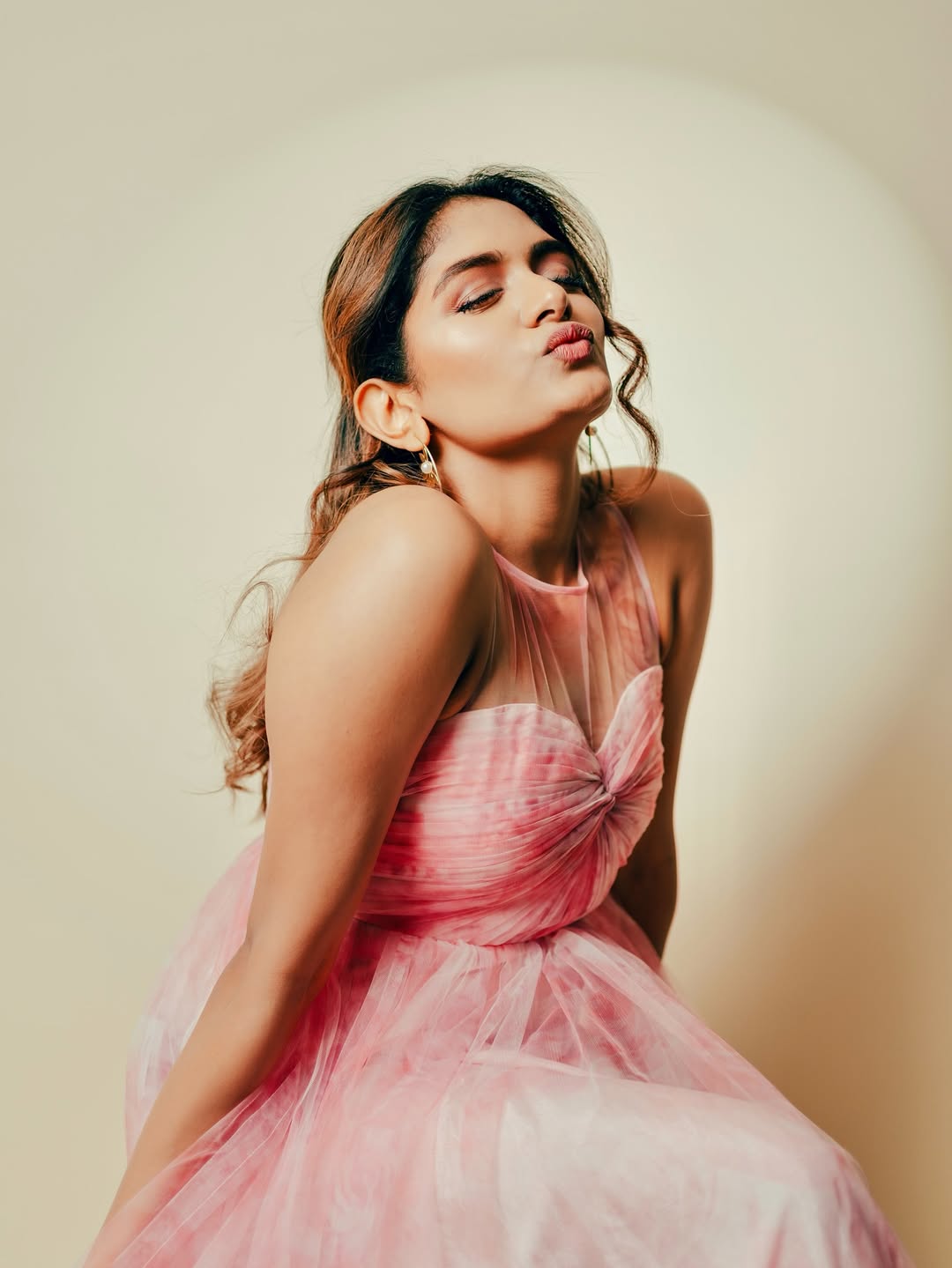 Actress Aditi Shankar Shares Her Recent Beautiful Photos Goes Trending