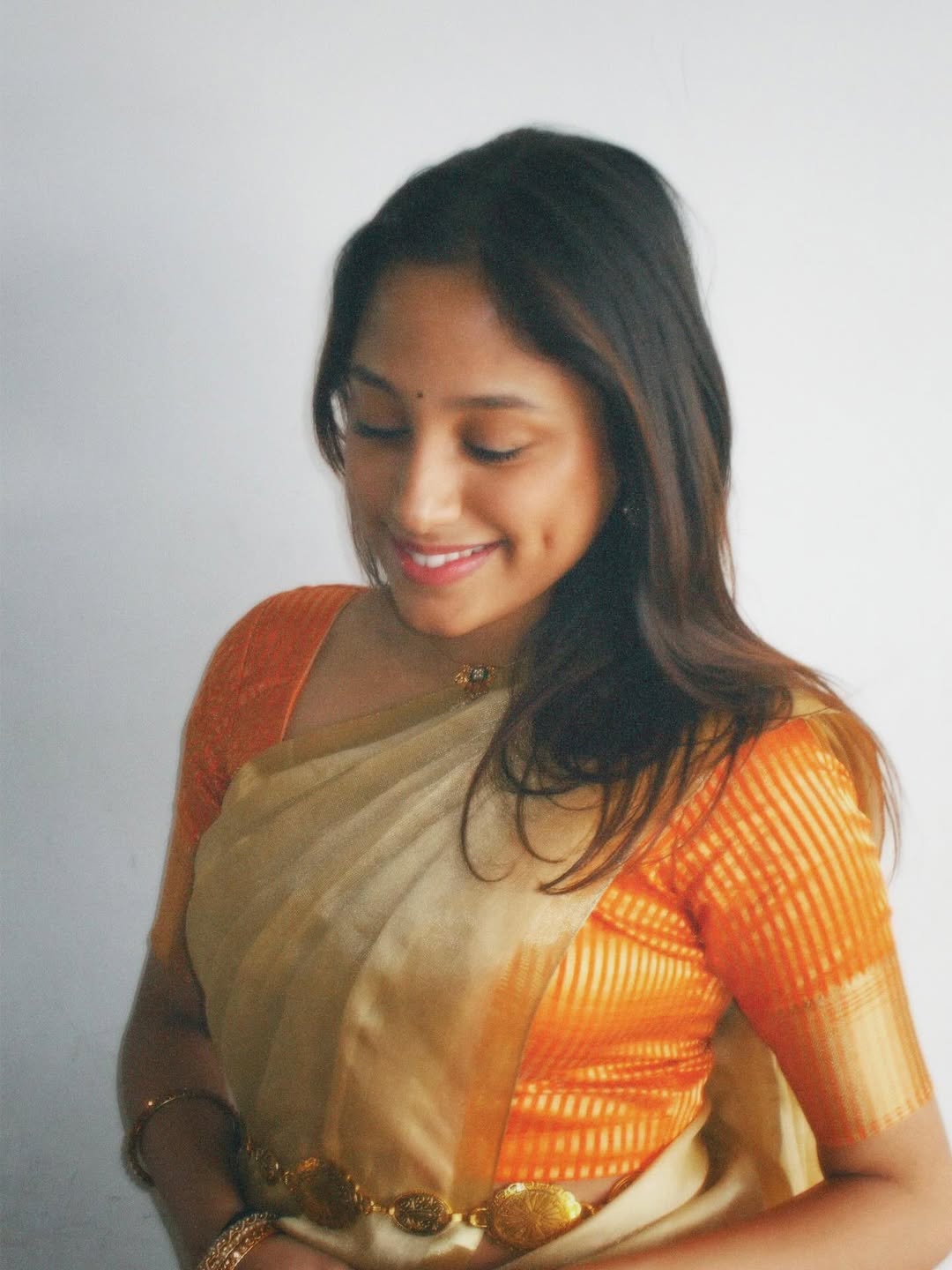 Actress Devayani Daughter Iniya Clooseup Photos Attracts Youngsters