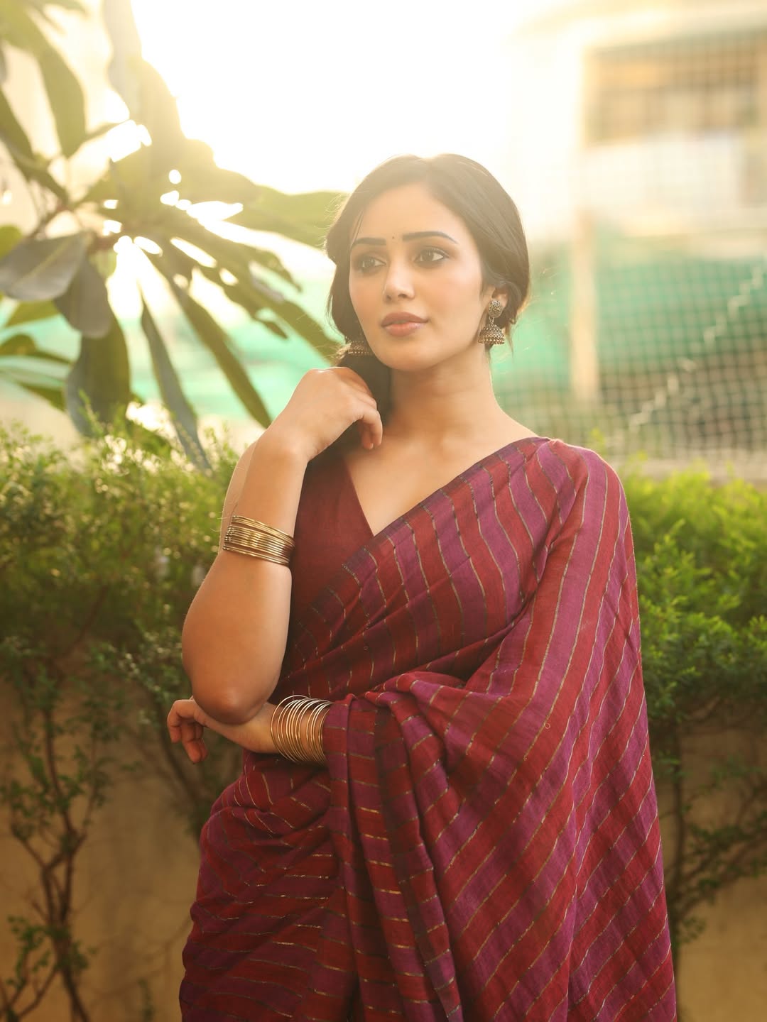 Anaira Gupta stuns in elegant traditional saree
