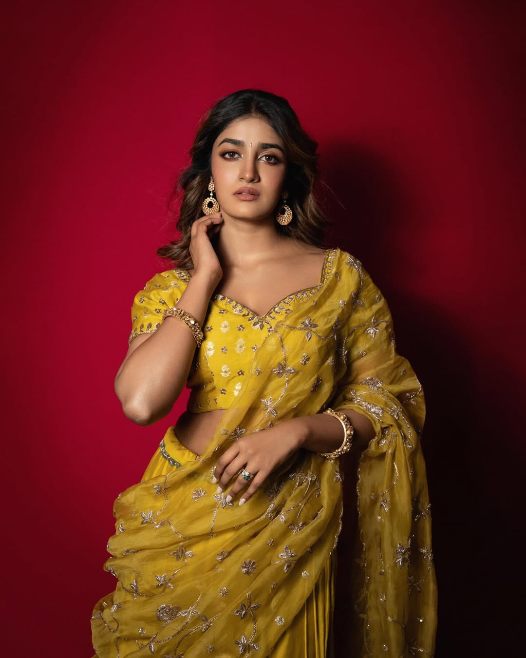 Dimple Hayathi Photos