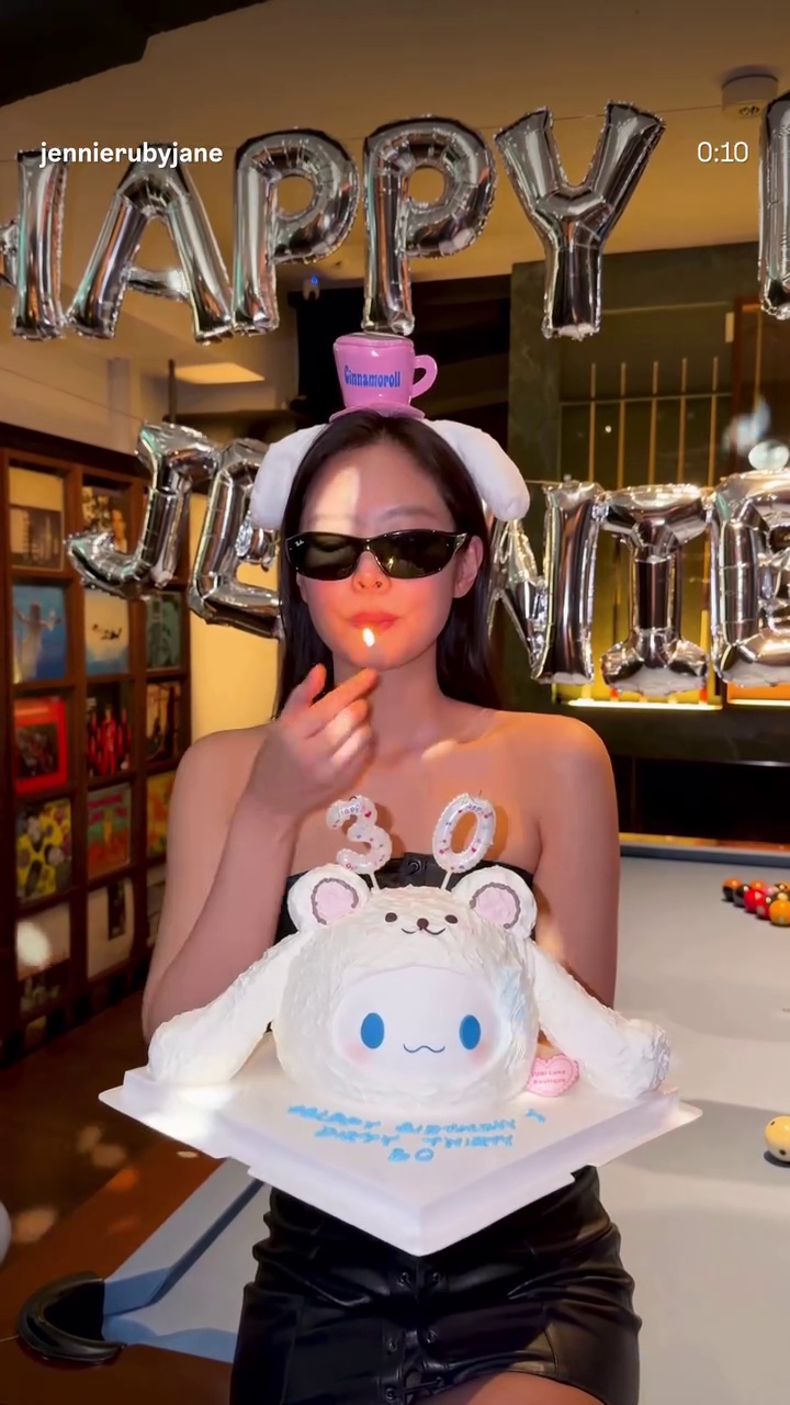 A Gesture That Sparked Mixed Reactions