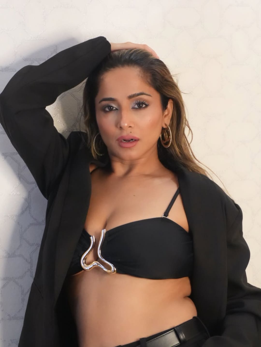 A Daring Inner Layer That Steals Focus