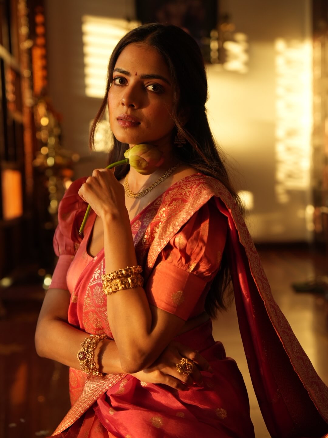 Timing Amplifies the Backlash