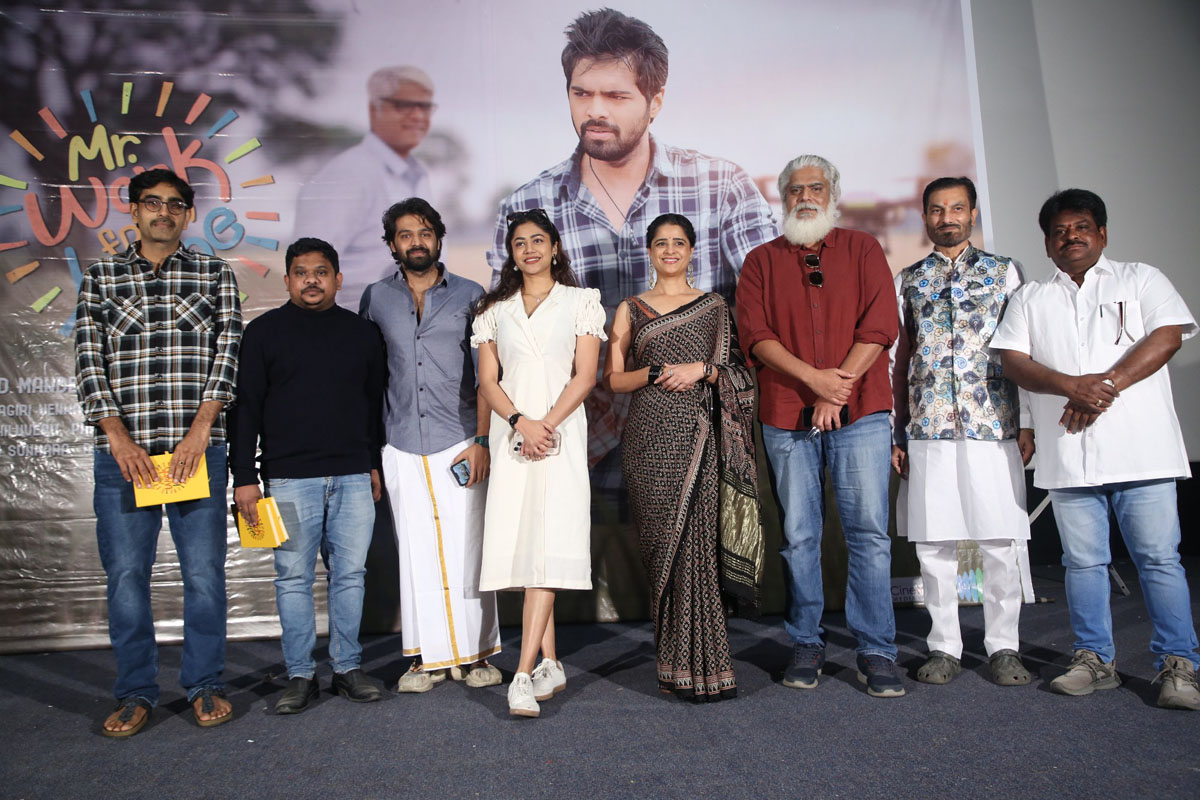 Comedy scene inspired by daily work life