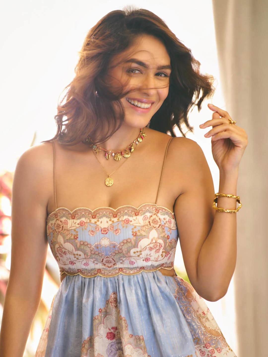 Mrunal Thakur Instagram Photos