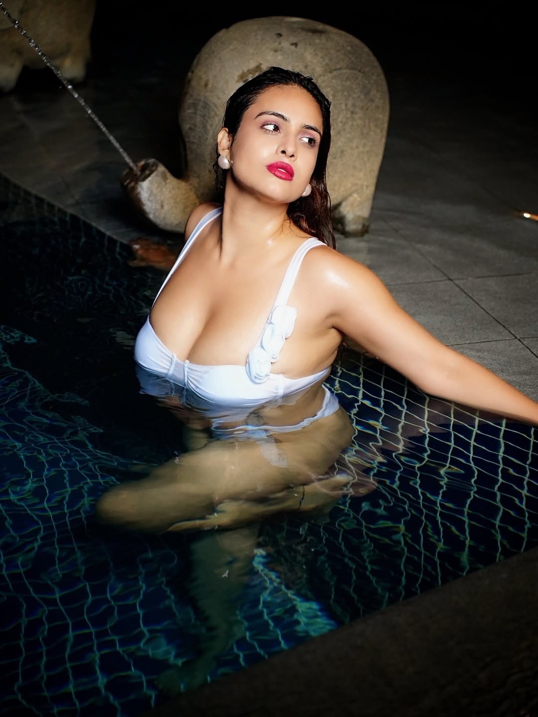 A Presence That Feels Effortlessly Magnetic