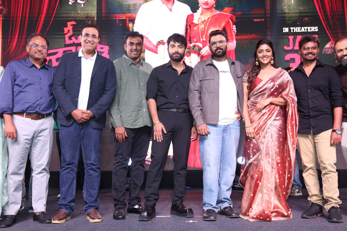 Film team group media interaction