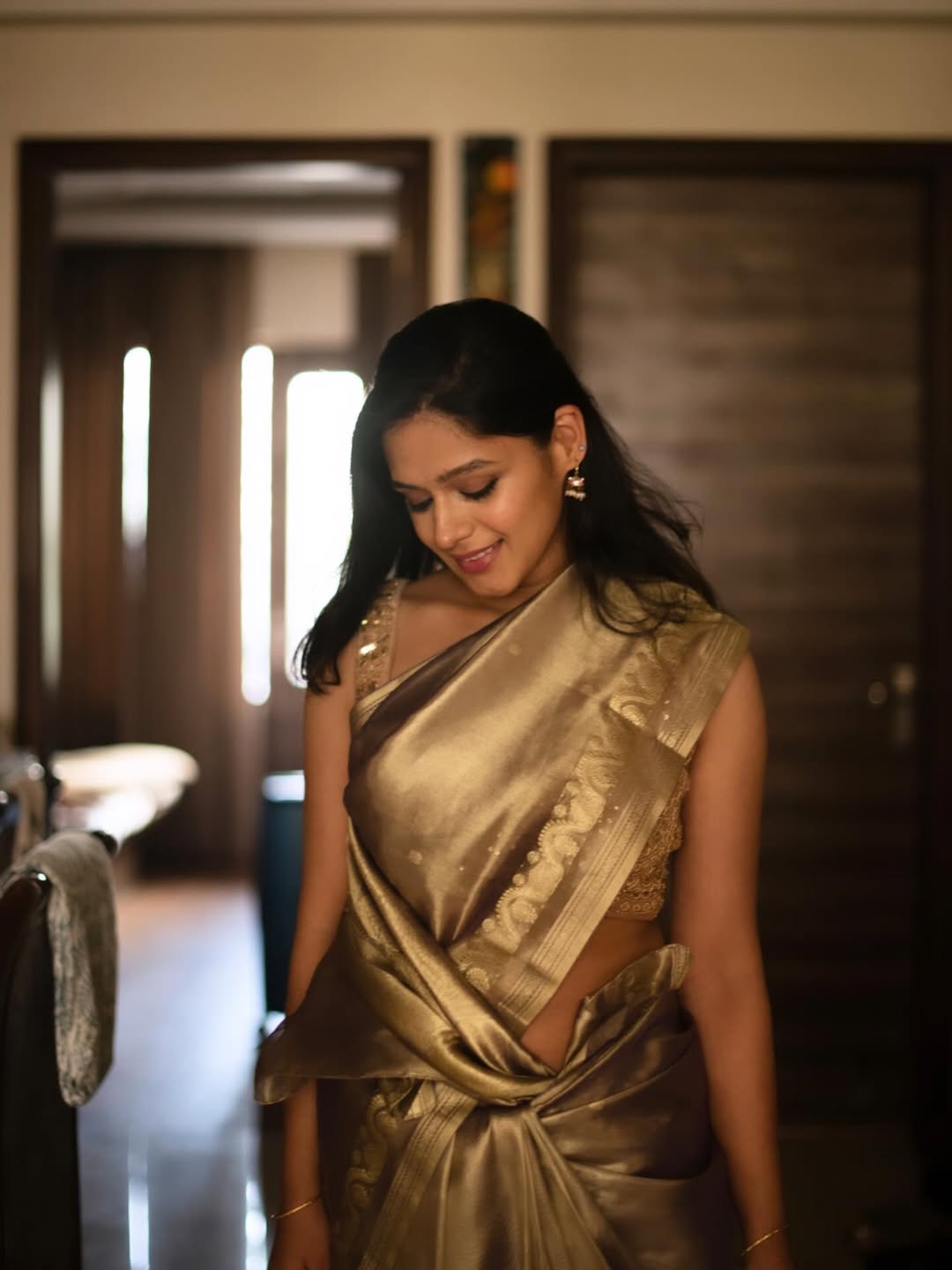 Pranati Rai Prakash stunning in gold saree glamour