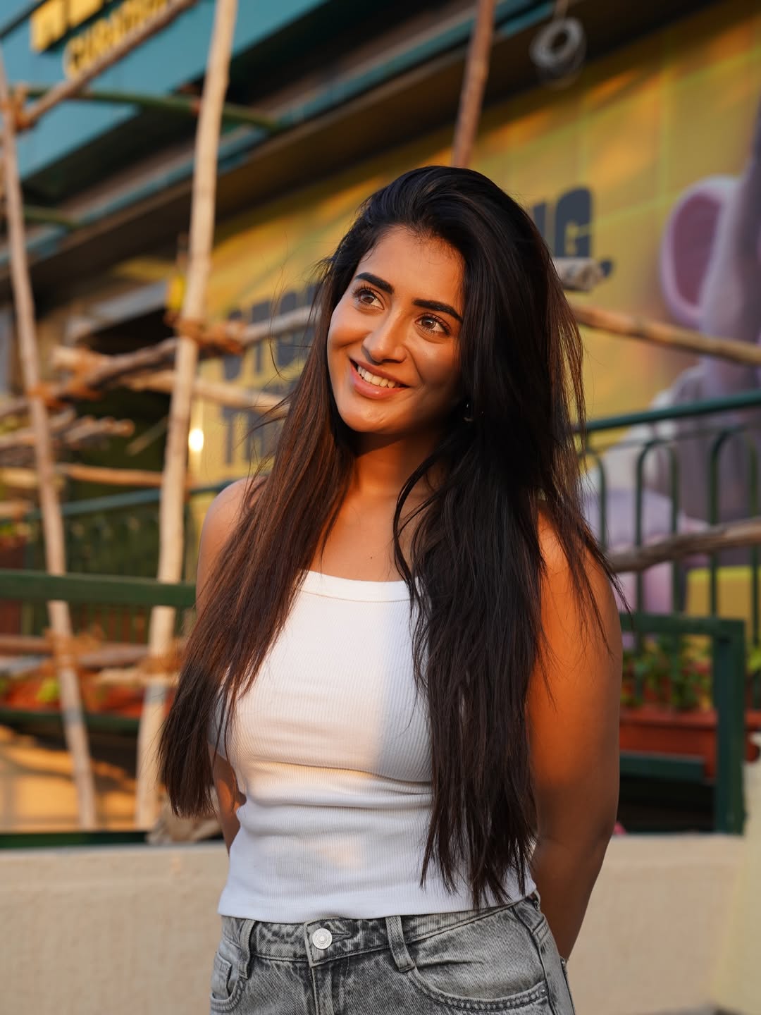 Rashi Singh smiling brightly in effortlessly chic look