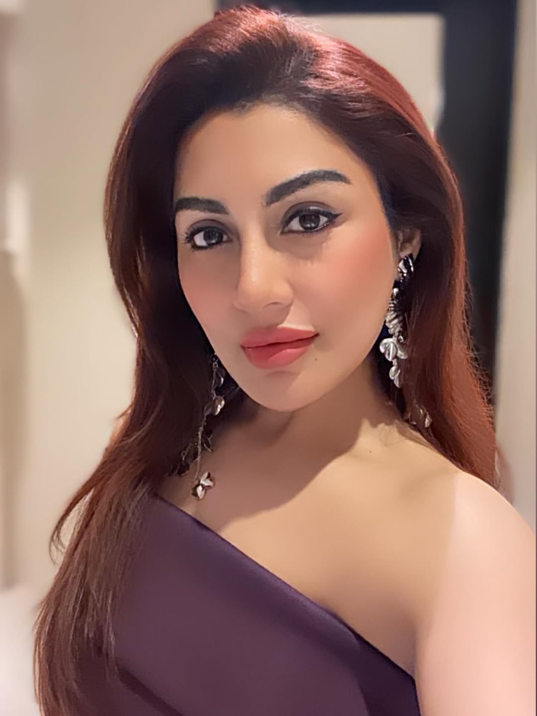 Viral Video and the Plastic Surgery Speculation