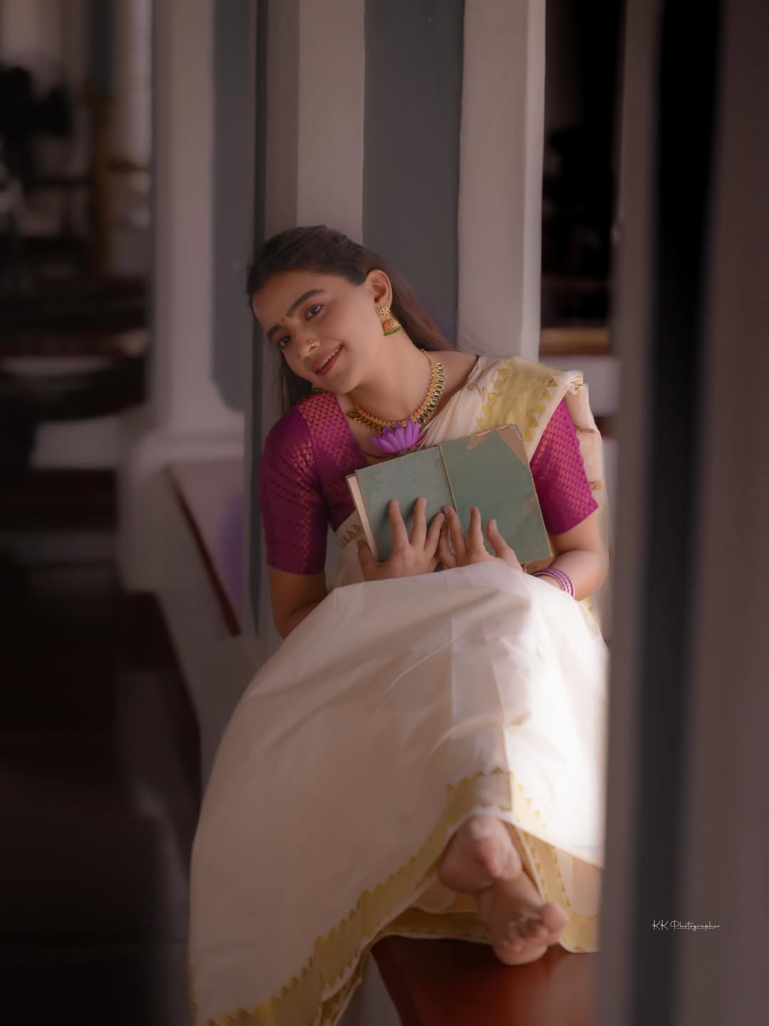 Rukshar Dhillon serves playful charm with timeless style