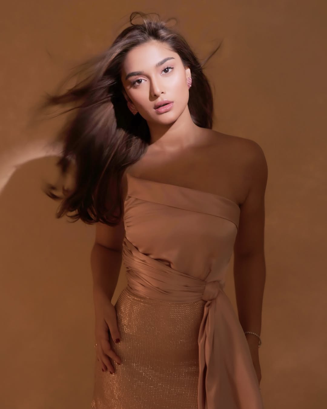 Saiee Manjrekar showcasing silk outfit and bold style