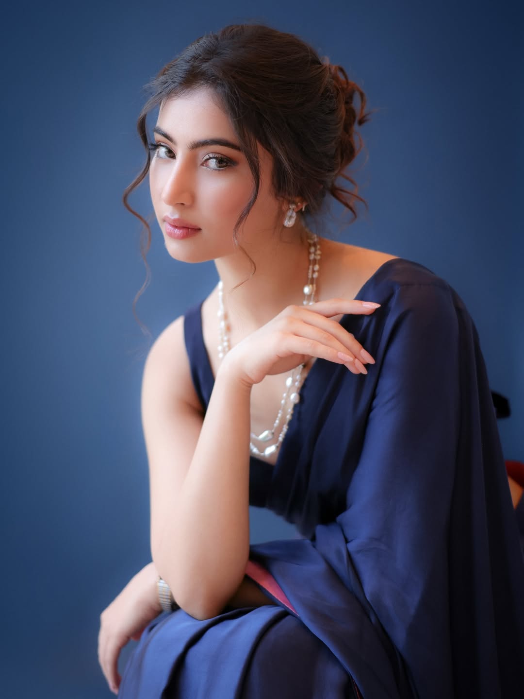 Sara Arjun modern saree styling with poised posture