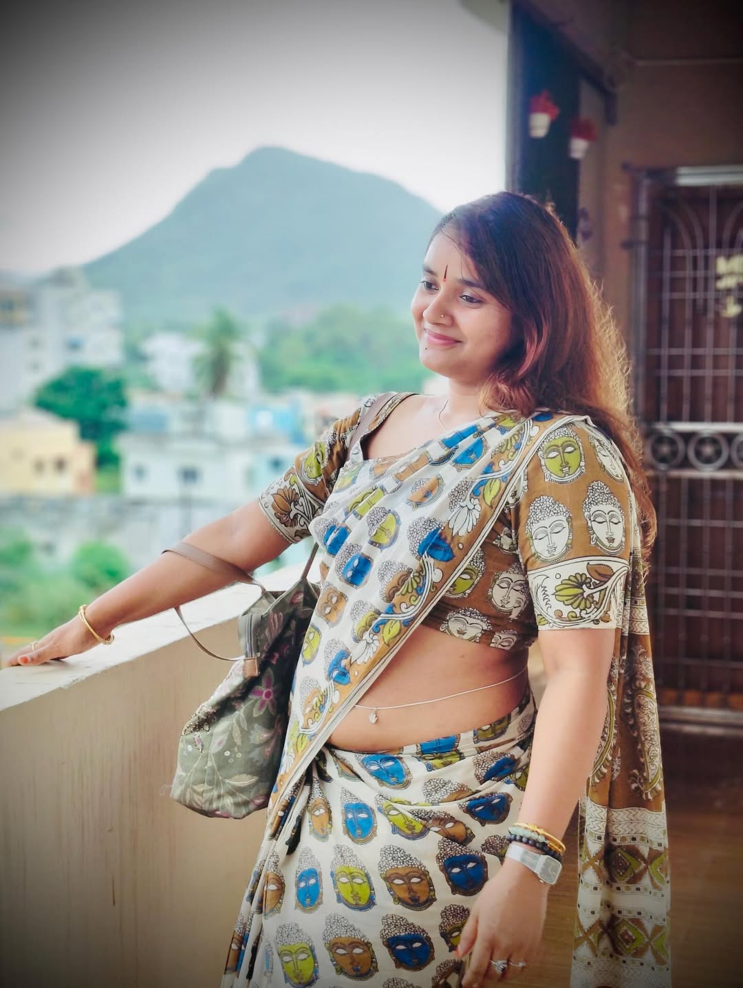 Soumya Shetty radiating charm in traditional attire