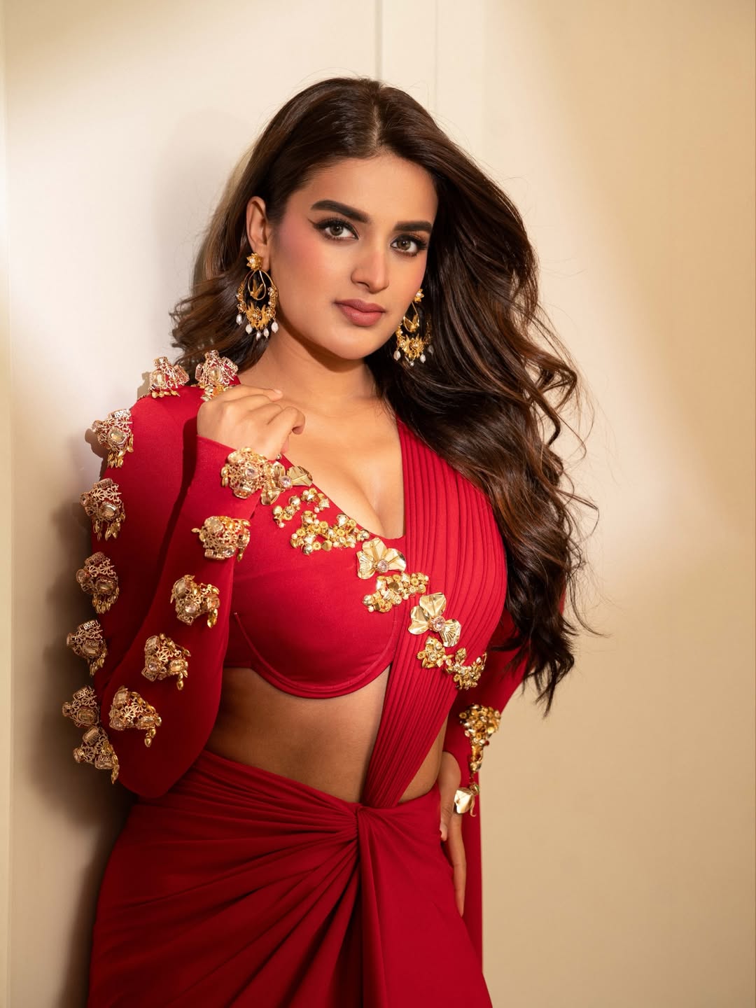 Nidhhi Agerwal Photos