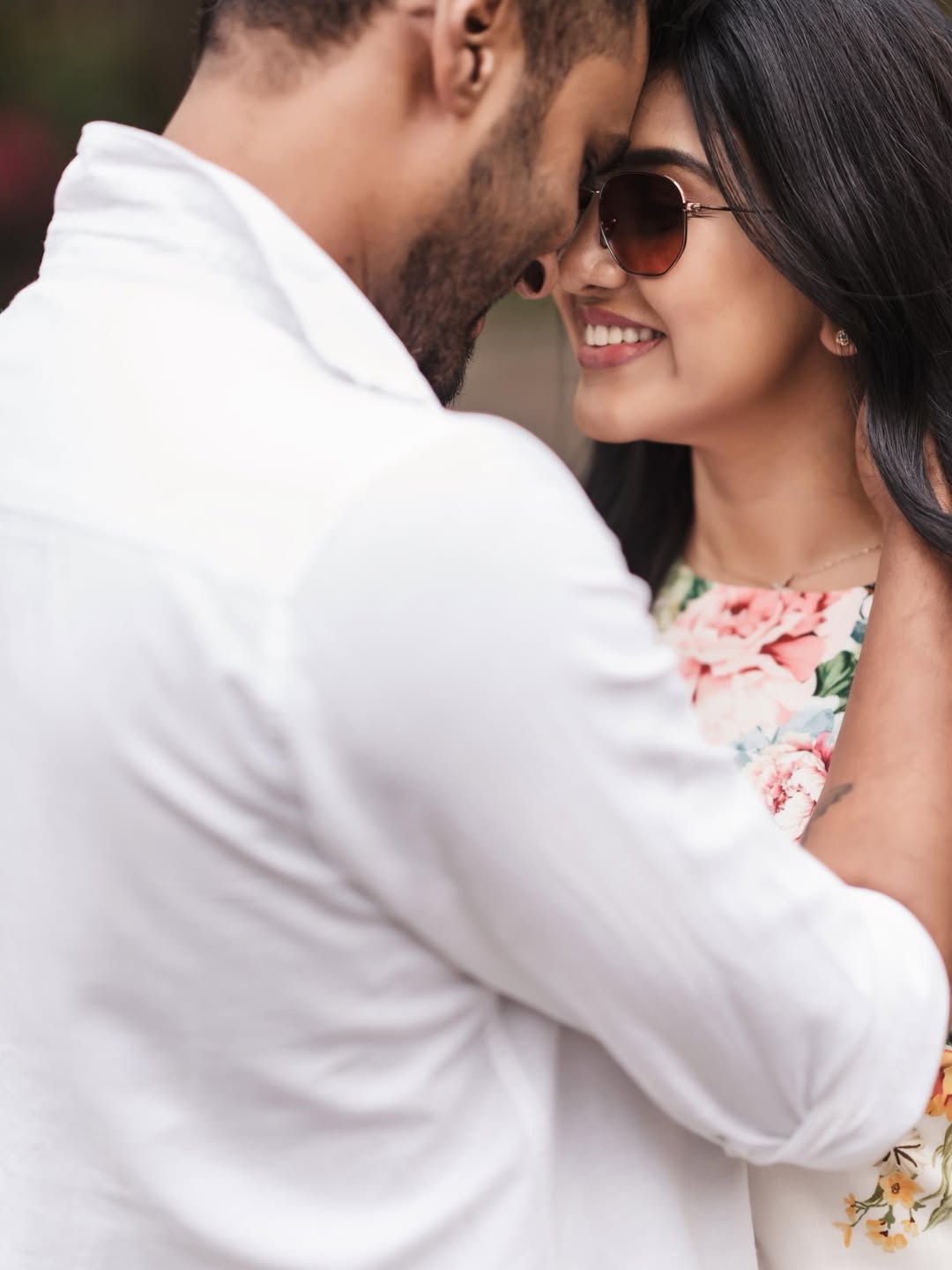 100% Love Pavani Reddy & Amir’s Silent Romance in Pictures Goes Viral
